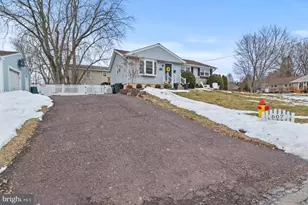 607 S Chubb Dr, Doylestown, PA 18901 - Photo 30