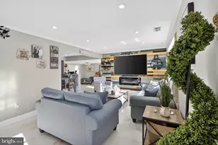 1999 Hollandale Dr, Bensalem, PA 19020 - Photo 38