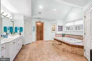 7 Mercer Gate Dr, Doylestown, PA 18901 - Photo 22