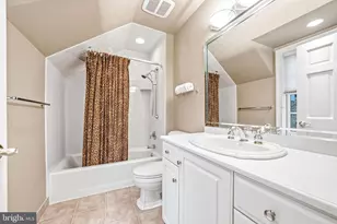7 Mercer Gate Dr, Doylestown, PA 18901 - Photo 34