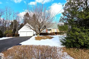 301 Mine Rd, Quakertown, PA 18951 - Photo 2
