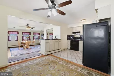 18 Kentucky Lane, Levittown, PA 19055 - Photo 12