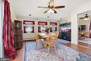 18 Kentucky Ln, Levittown, PA 19055 - Photo 4