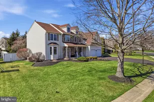 930 Red Coat Farm Dr, Chalfont, PA 18914 - Photo 4