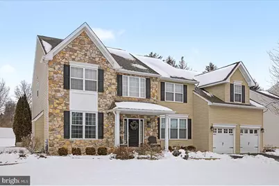 101 Sovereign Drive, Warrington, PA 18976 - Photo 1