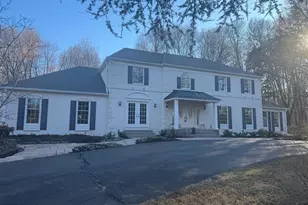 196 Aqueduct Rd, Washington Crossing, PA 18977 - Photo 2