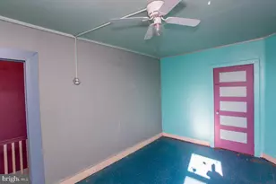 916 Jefferson Ave, Bristol, PA 19007 - Photo 26