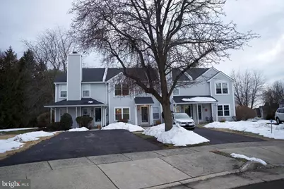 32 Eaton Court, Newtown, PA 18940 - Photo 2