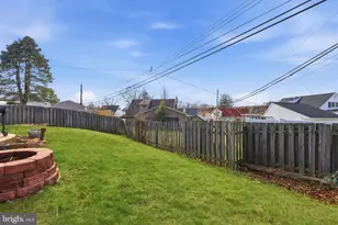 9 Harmony Rd, Levittown, PA 19056 - Photo 30