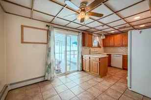 76 Cobalt Ridge Dr E, Levittown, PA 19057 - Photo 10