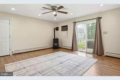 34 Ridge Lane, Levittown, PA 19055 - Photo 6