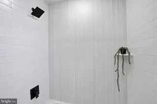 705 Merlin, Bristol, PA 19007 - Photo 32