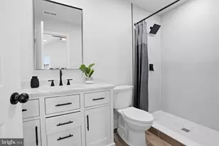 705 Merlin, Bristol, PA 19007 - Photo 28