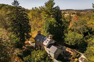 2943 Windy Bush Rd, Newtown, PA 18940 - Photo 2