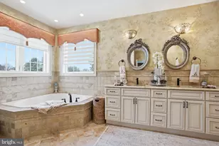 1066 Washington Crossing, Newtown, PA 18940 - Photo 24