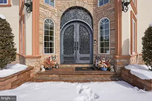 1066 Washington Crossing, Newtown, PA 18940 - Photo 2