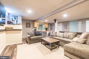 9 Skyview Dr, Ivyland, PA 18974 - Photo 54