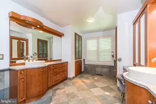 9 Skyview Dr, Ivyland, PA 18974 - Photo 32