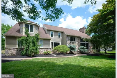 9 Skyview Drive, Ivyland, PA 18974 - Photo 2