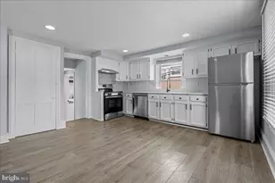 9 W Bridge St, New Hope, PA 18938 - Photo 16