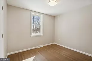 306 Grape St, Warminster, PA 18974 - Photo 14