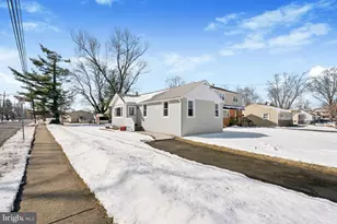 306 Grape St, Warminster, PA 18974 - Photo 1