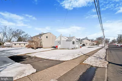 306 Grape Street, Warminster, PA 18974 - Photo 2