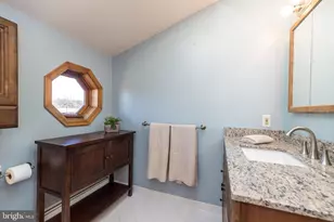43 Thimbleberry Ln, Levittown, PA 19054 - Photo 32