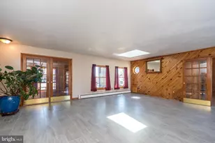 43 Thimbleberry Ln, Levittown, PA 19054 - Photo 6