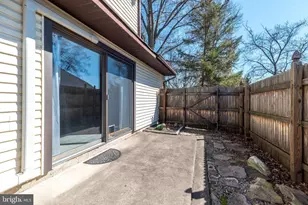 43 Thimbleberry Ln, Levittown, PA 19054 - Photo 36
