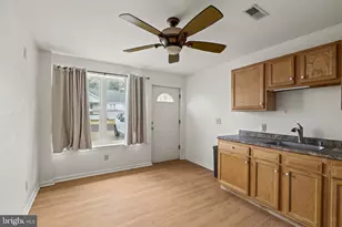 1306 New Chestnut St, Bristol, PA 19007 - Photo 22