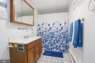 650 Pine St, Bristol, PA 19007 - Photo 10