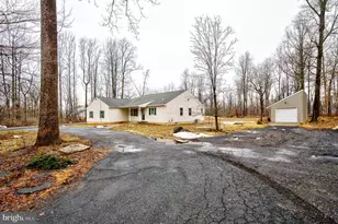 1347 E Thatcher Rd, Quakertown, PA 18951 - Photo 6