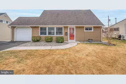 38 Vicar Lane, Levittown, PA 19054 - Photo 1