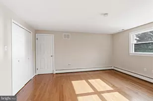 682 Whirlaway Dr, Warminster, PA 18974 - Photo 38