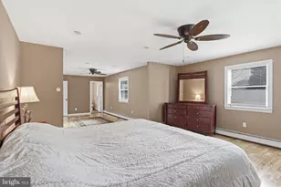 682 Whirlaway Dr, Warminster, PA 18974 - Photo 30