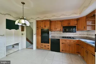 982 Mueller Rd, Warminster, PA 18974 - Photo 16