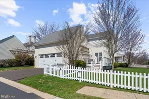 410 Dornishwood Pl, Chalfont, PA 18914 - Photo 6