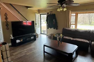 46 Trail Rd, Levittown, PA 19056 - Photo 2