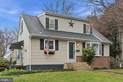 708 Barclay Avenue, Morrisville, PA 19067 - Photo 2