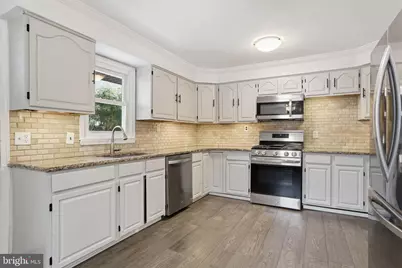 975 Woodvale Avenue, Langhorne, PA 19047 - Photo 8