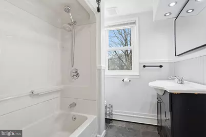 975 Woodvale Avenue, Langhorne, PA 19047 - Photo 22