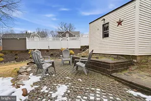 975 Woodvale Ave, Langhorne, PA 19047 - Photo 40