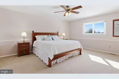 348 Burgundy Lane, Newtown, PA 18940 - Photo 32