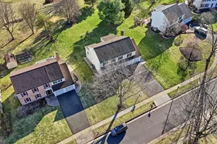 348 Burgundy Ln, Newtown, PA 18940 - Photo 54