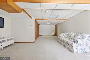 348 Burgundy Ln, Newtown, PA 18940 - Photo 40