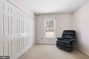 348 Burgundy Ln, Newtown, PA 18940 - Photo 34