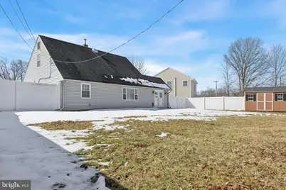 131 Ivy Hill Road, Levittown, PA 19057 - Photo 4