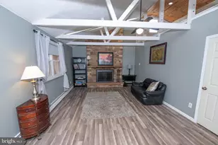 240 Clearfield Cir, Warminster, PA 18974 - Photo 18