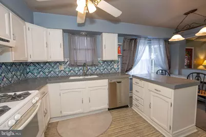 240 Clearfield Circle, Warminster, PA 18974 - Photo 14